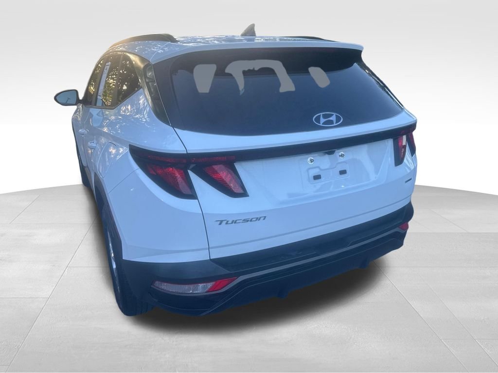 Used 2024 White Hyundai SEL image 19