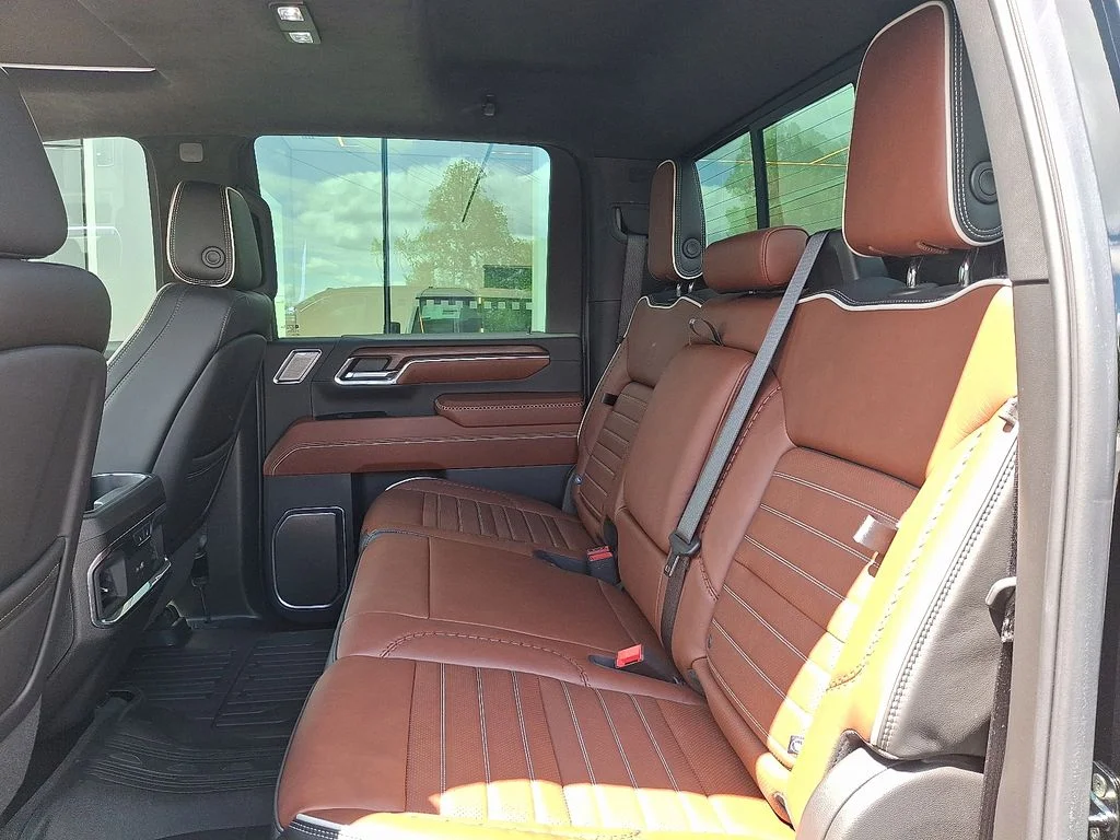 2024 GMC Sierra 2500HD Denali Ultimate - Photo 10