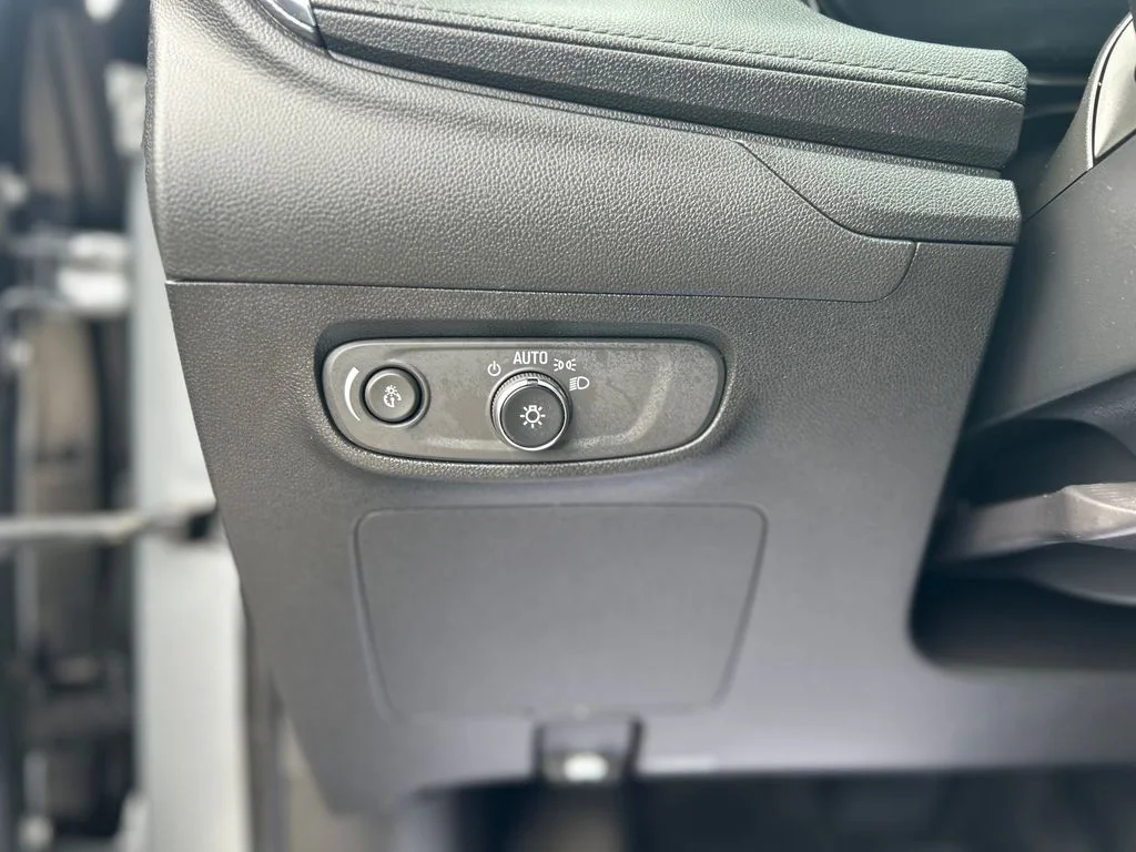 Used 2025 Gray Buick Preferred image 17