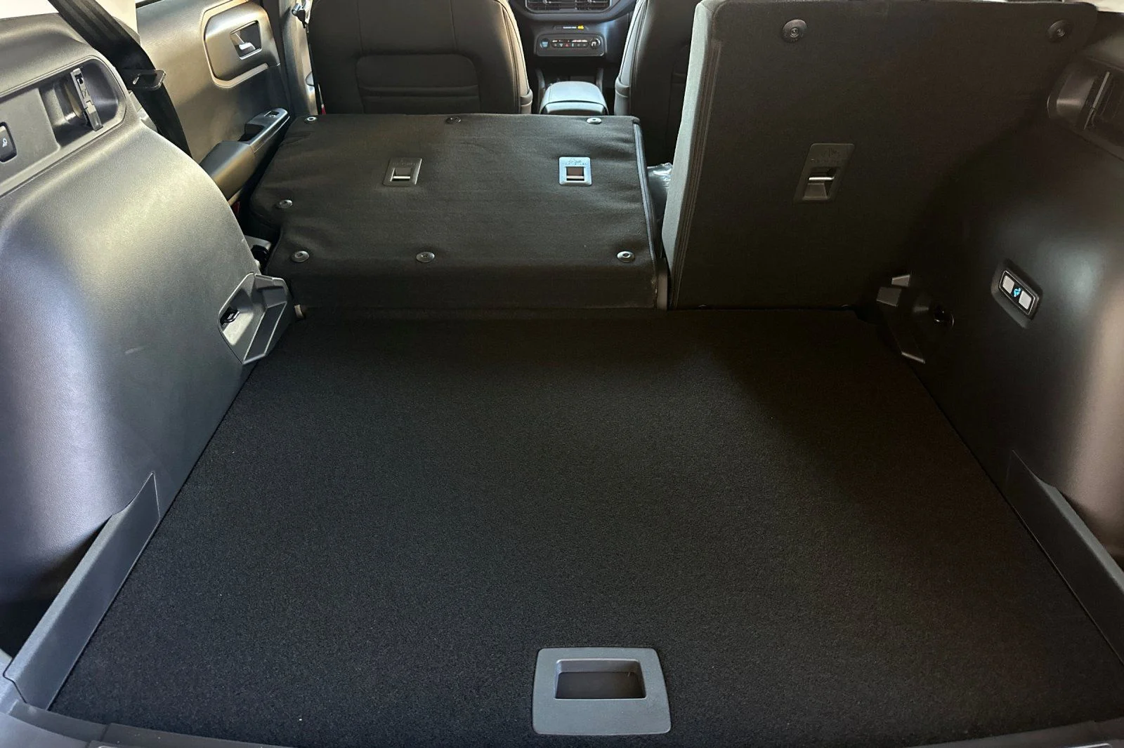 New 2026 Space White Metallic Ford Big Bend® image 14