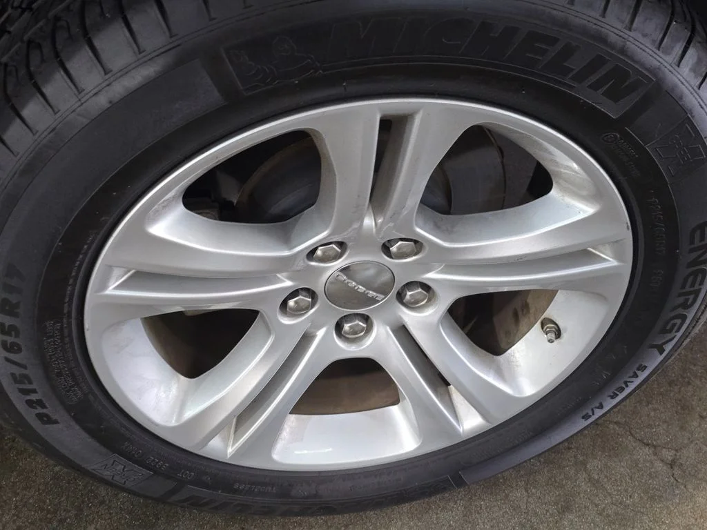 Used 2023 Gray Dodge SXT image 44