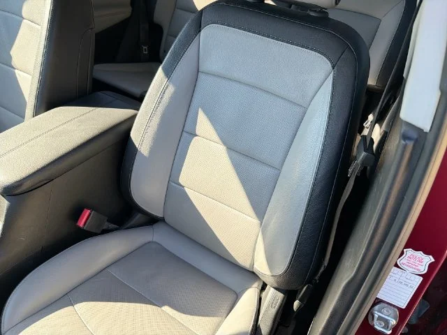 Used 2019 Red Chevrolet Premier image 14
