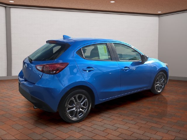 Used 2020 Sapphire Toyota LE image 3