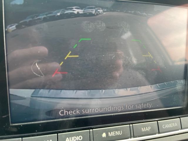 Used 2022 White Nissan 2.5 SL image 17
