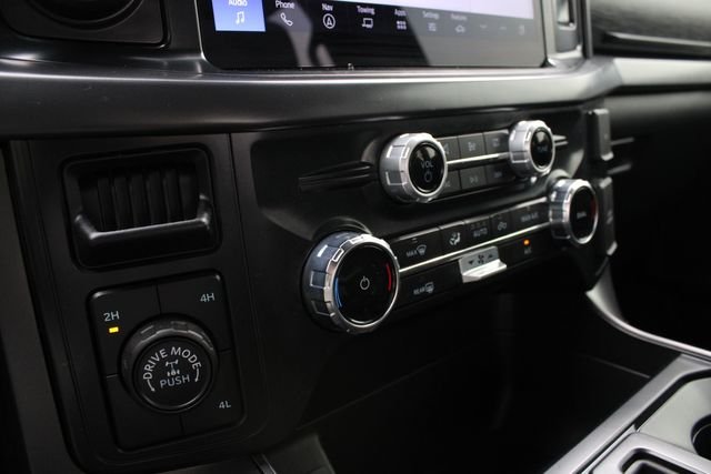 Used 2024 Gray Metallic Ford XLT image 15