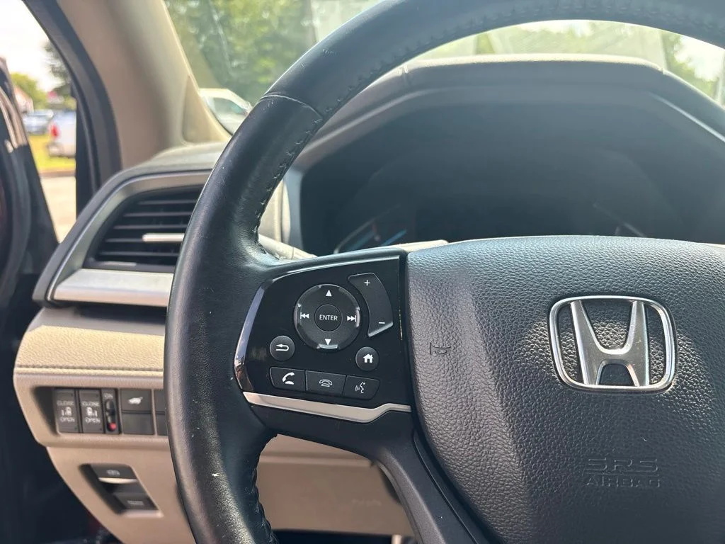 Certified Used 2019 Deep Scarlet Pearl Honda EX-L image 21