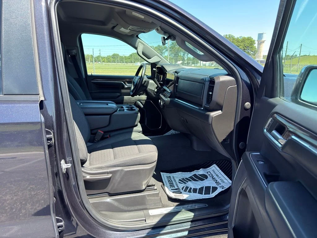 Used 2023 Gray Chevrolet LT image 24