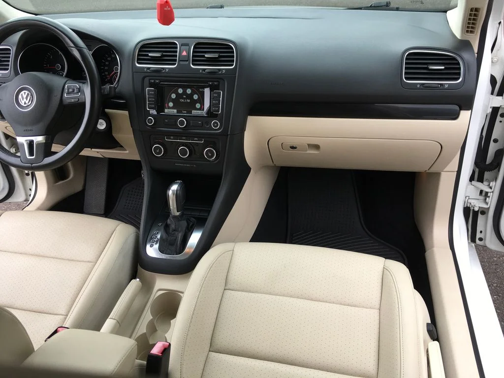 Used 2013  Volkswagen 2.0L TDI image 32