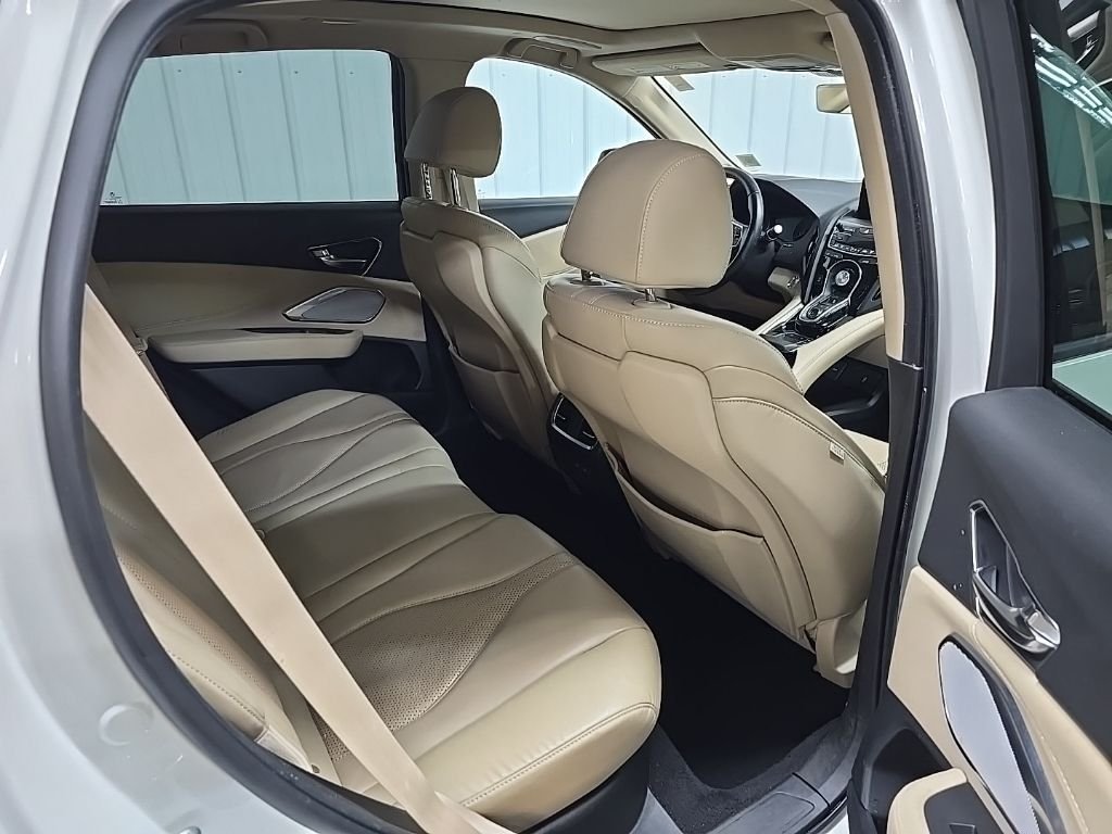 Used 2019 White Diamond Pearl Acura Technology Package image 18