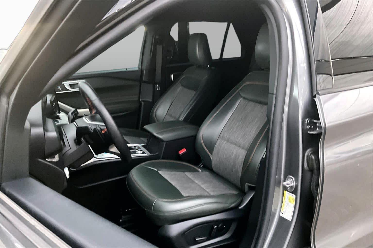 Pre-Owned 2023 Ford Explorer Timberline