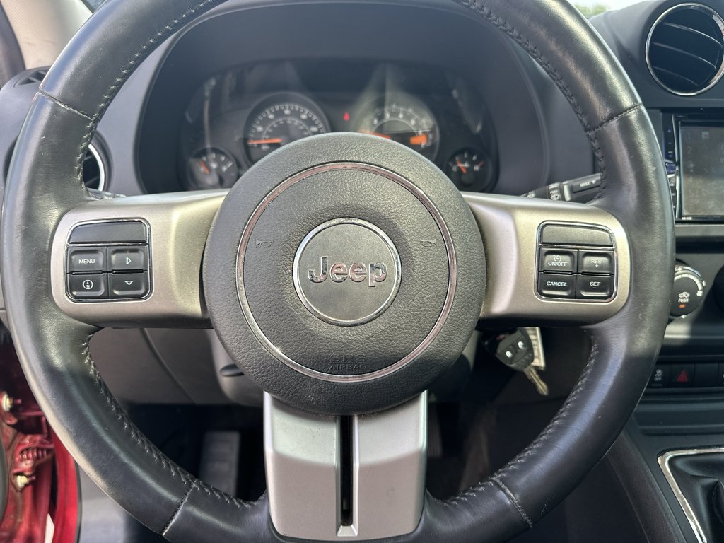 Used 2014 Deep Cherry Red Crystal Pearlcoat Jeep Latitude image 16