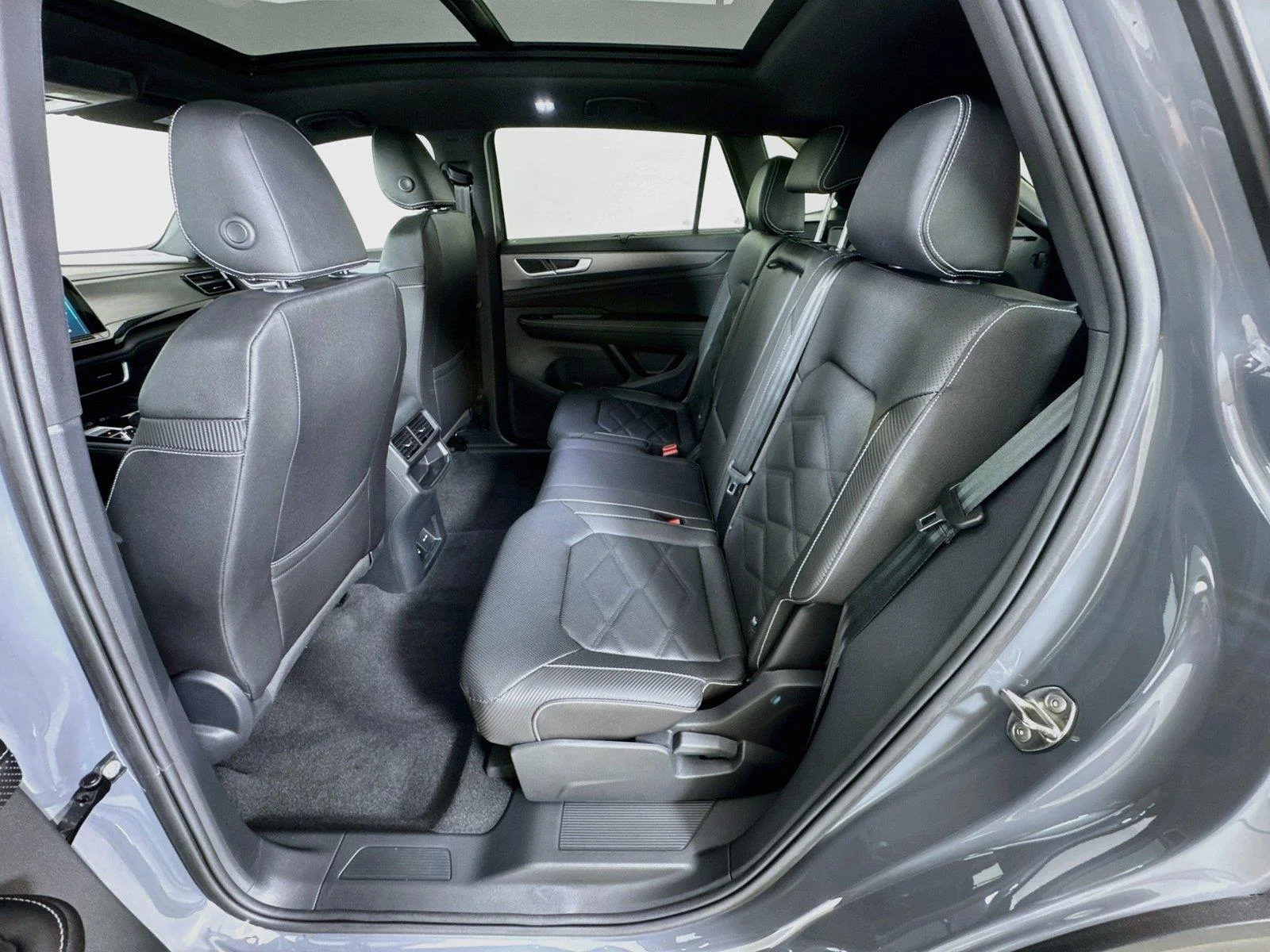 New 2026  Volkswagen 2.0T SE w/Technology image 25