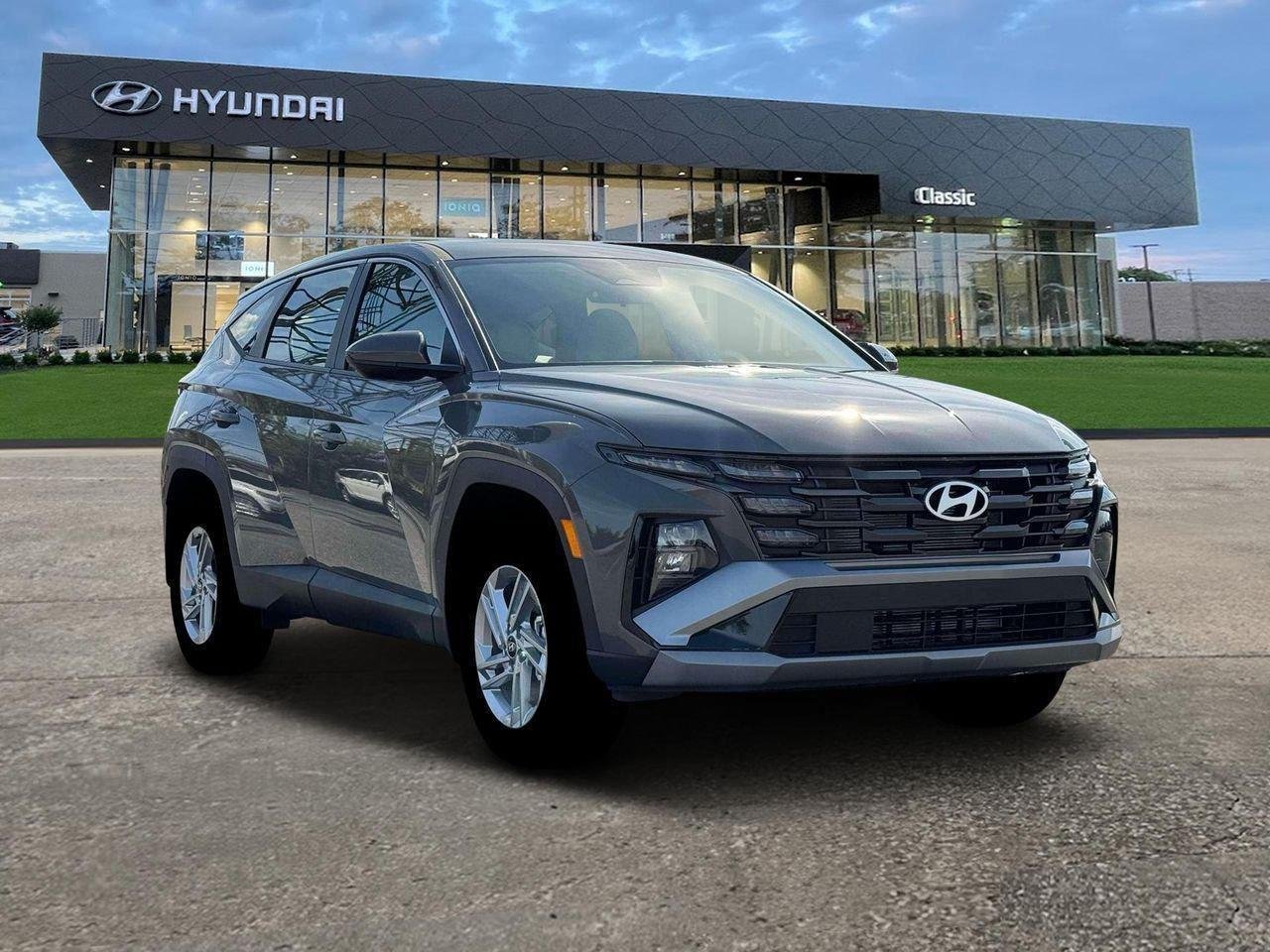 New 2026 Hampton Gray Metallic Hyundai SE image 11