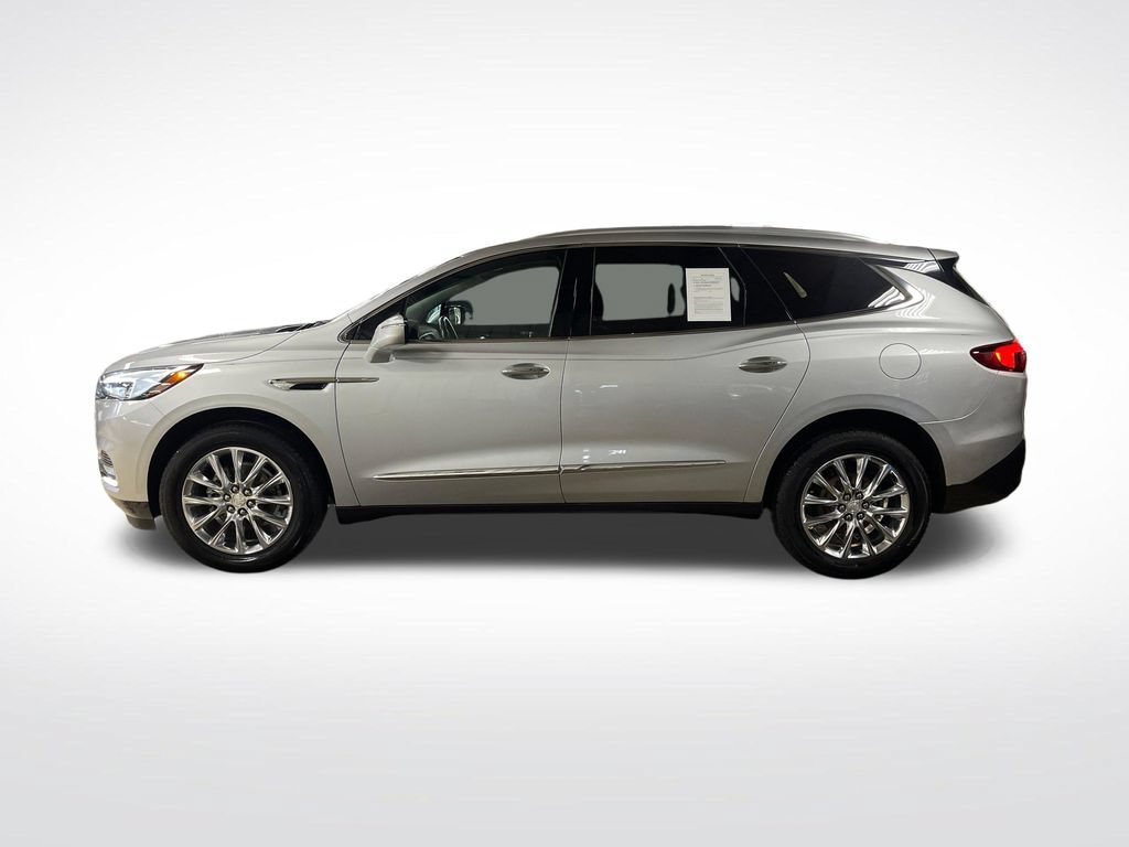 Used 2021 Includes Spectra Gray lower exterior accent color.) Buick Premium image 2