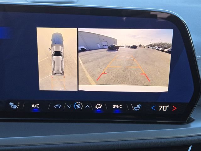2026 Chevrolet Traverse LT - Photo 13