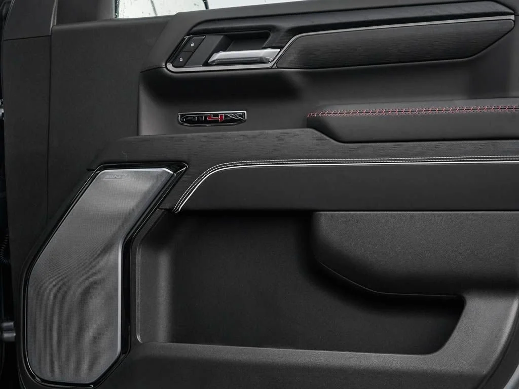2026 GMC Sierra 1500 AT4X - Photo 7