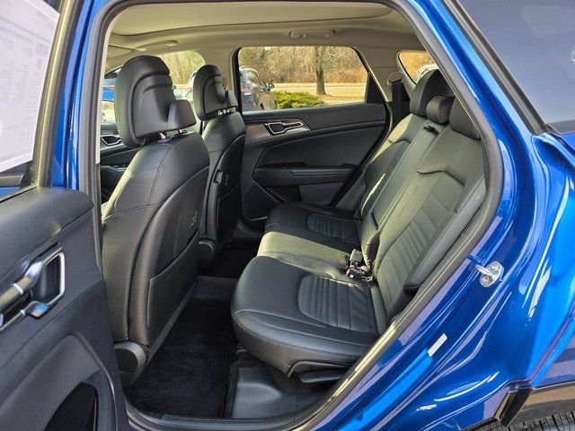 Used 2023 Blue Kia SX-Prestige image 18