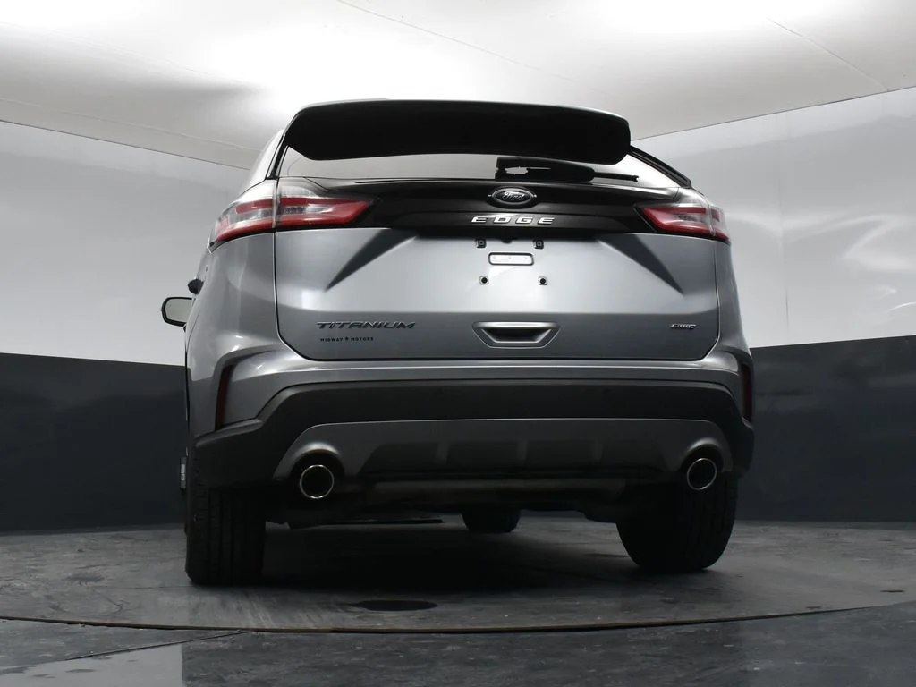 2024 Ford Edge Titanium - Photo 33