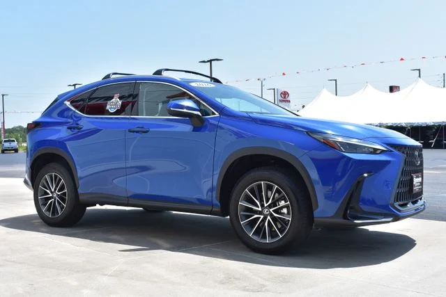 Used 2026 Blue Lexus 350h Premium image 4