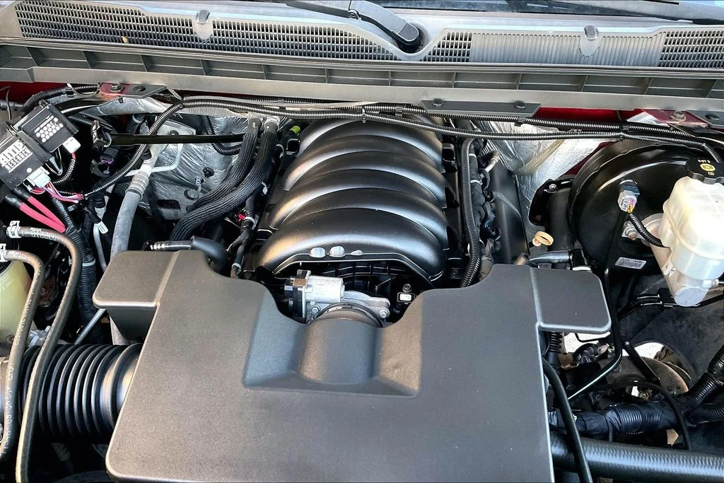 Used 2016 Red Chevrolet LT image 31