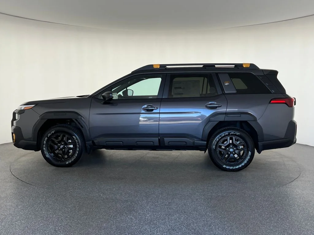 New 2026 MAGNETITE GRAY METALLIC Subaru Wilderness image 8