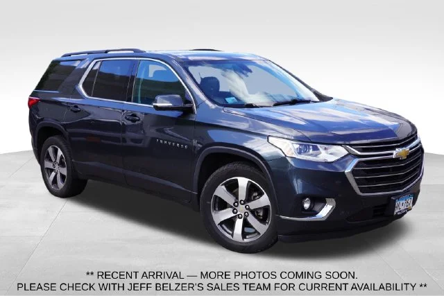 Used 2019 Gray Chevrolet 3LT image 1