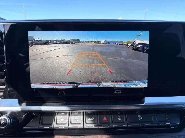 New 2026 Summit White GMC SLT image 22