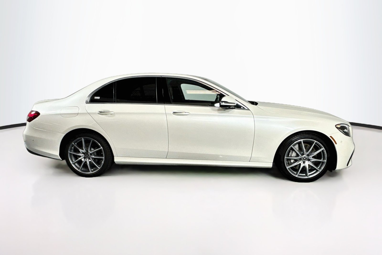 Certified Used 2023 Manufaktur Diamond White Mercedes-Benz E 350 image 4