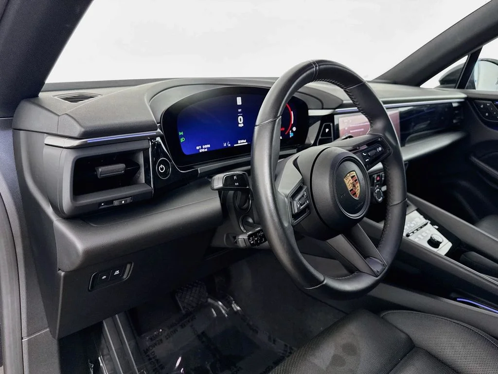 Used 2025 Gray Porsche Base image 9