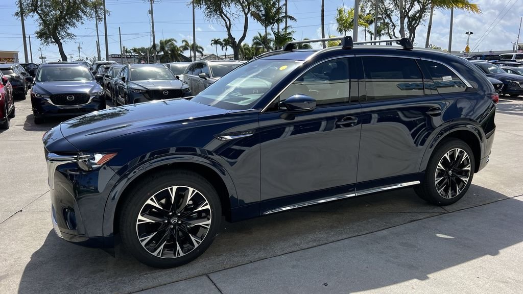 2025 Mazda CX-90 Premium Package - Photo 6