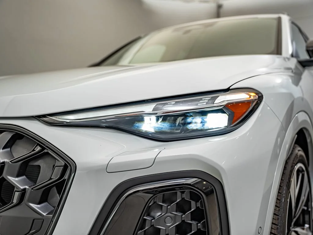 New 2026 Glacier White Metallic Audi Premium Plus image 13