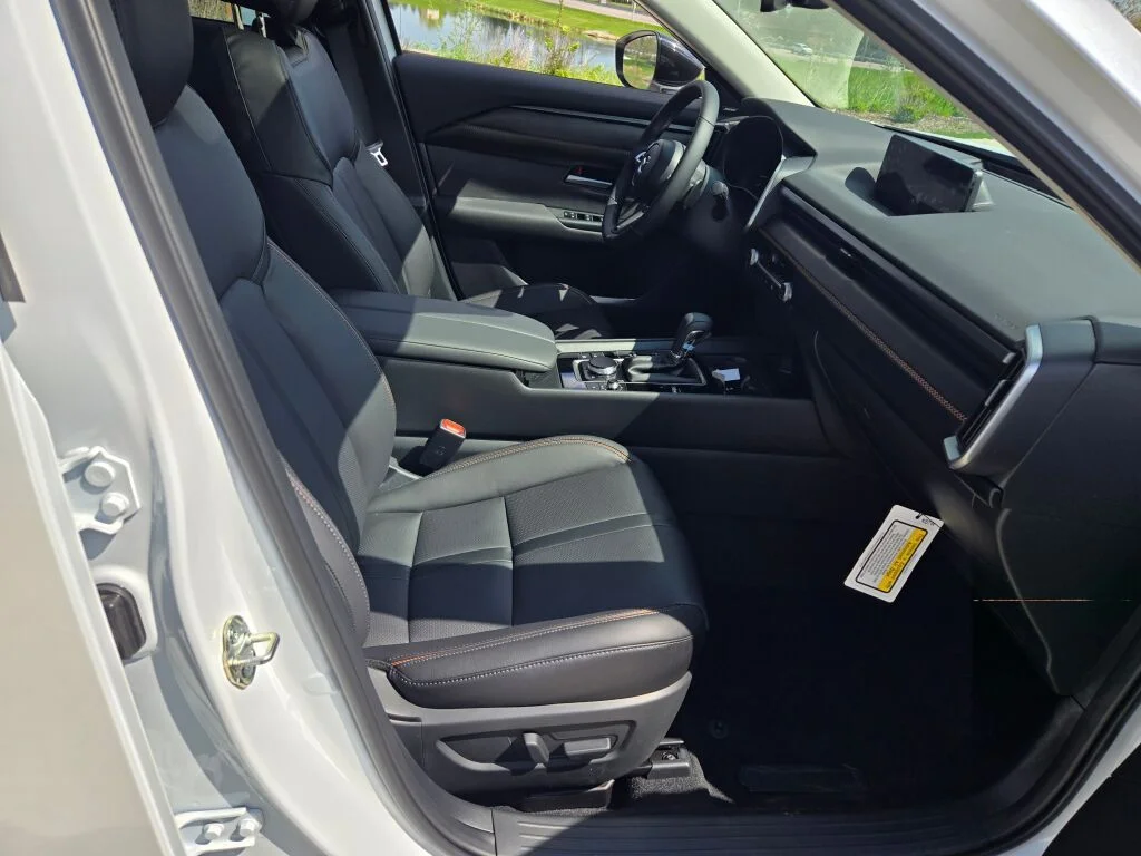 New 2026 Wind Chill Pearl Mazda 2.5 Turbo AWD image 4