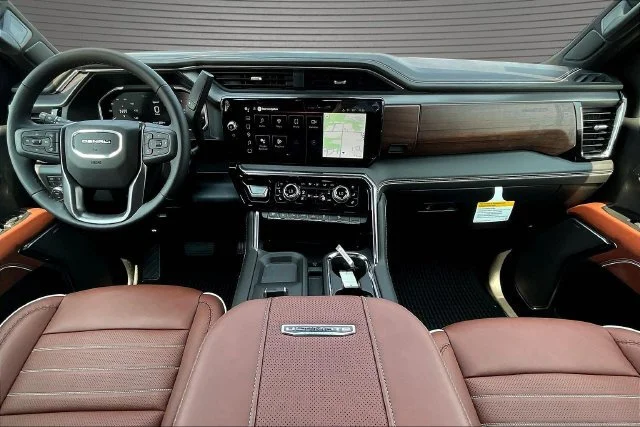New 2026 Glacier White Tricoat GMC Denali Ultimate image 5