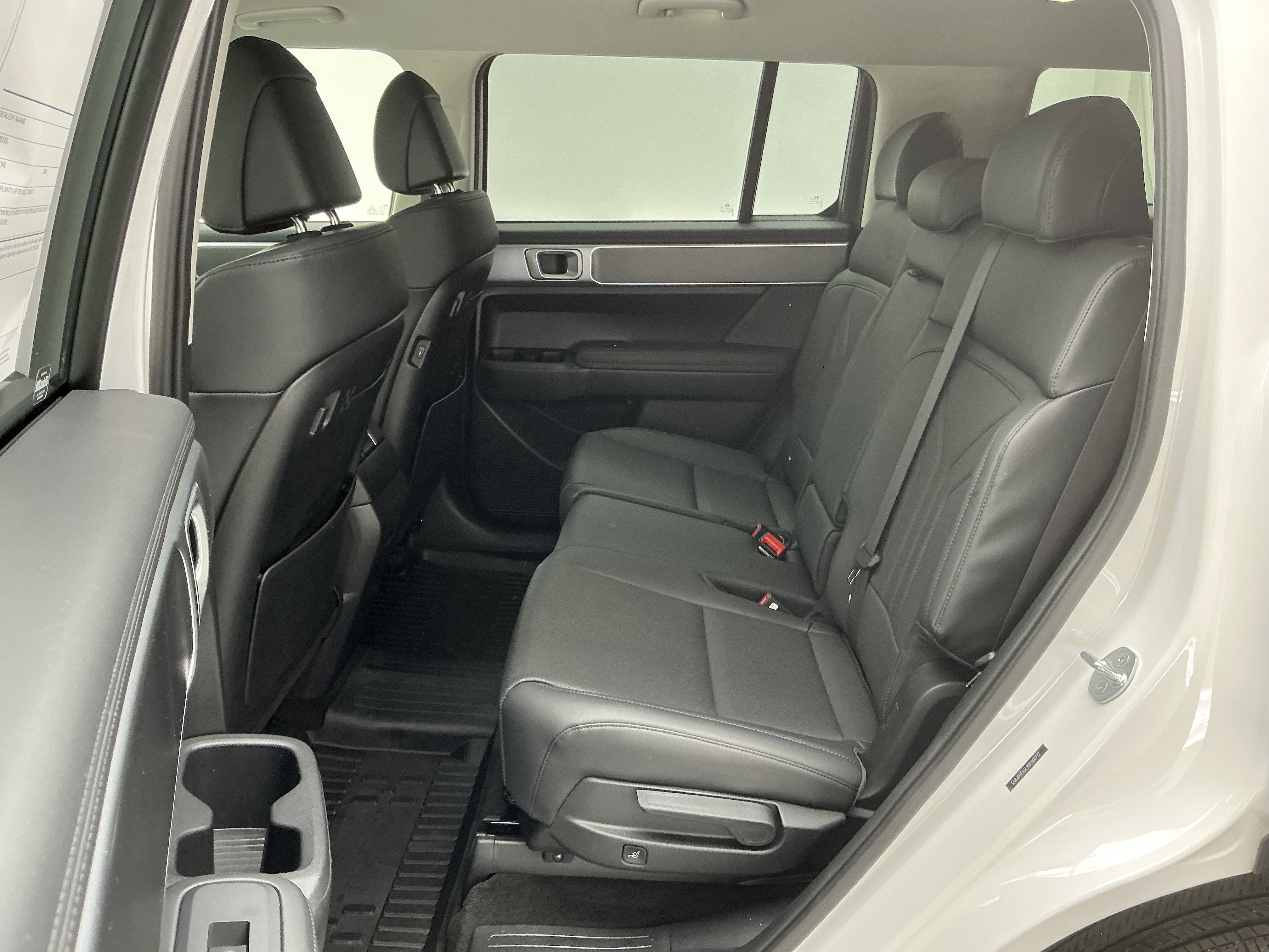 Used 2025 Serenity White Hyundai SEL image 19