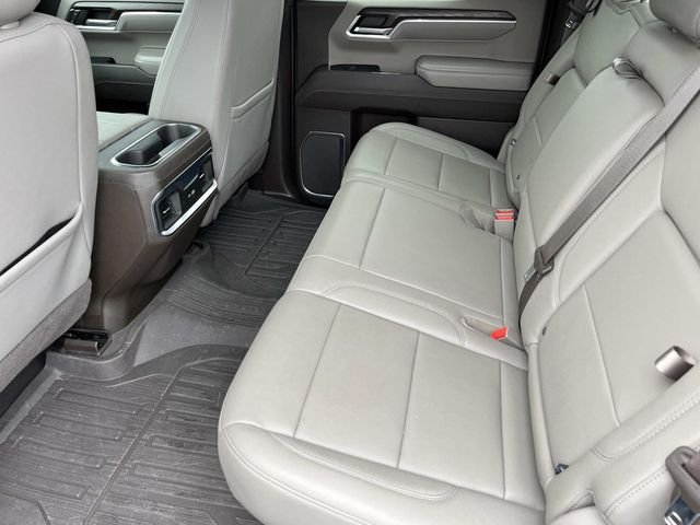 Used 2023 Silver GMC SLT image 16