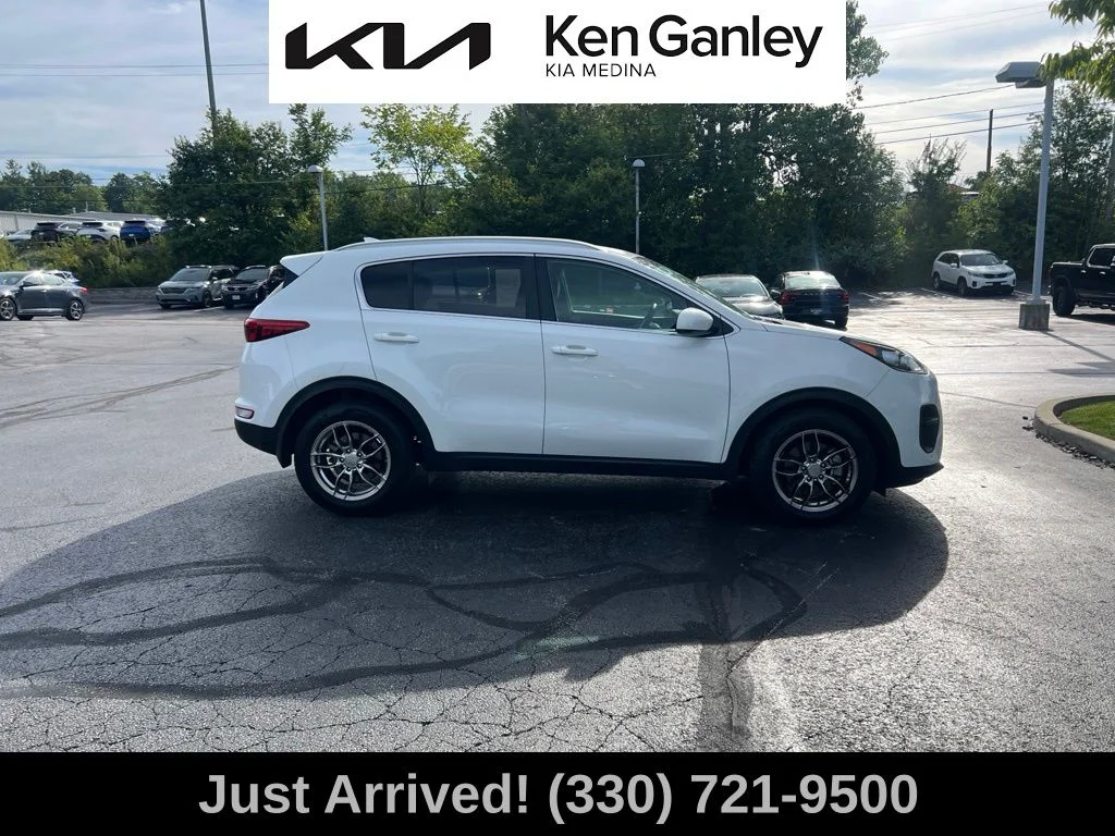Certified Used 2018 White Kia LX image 4