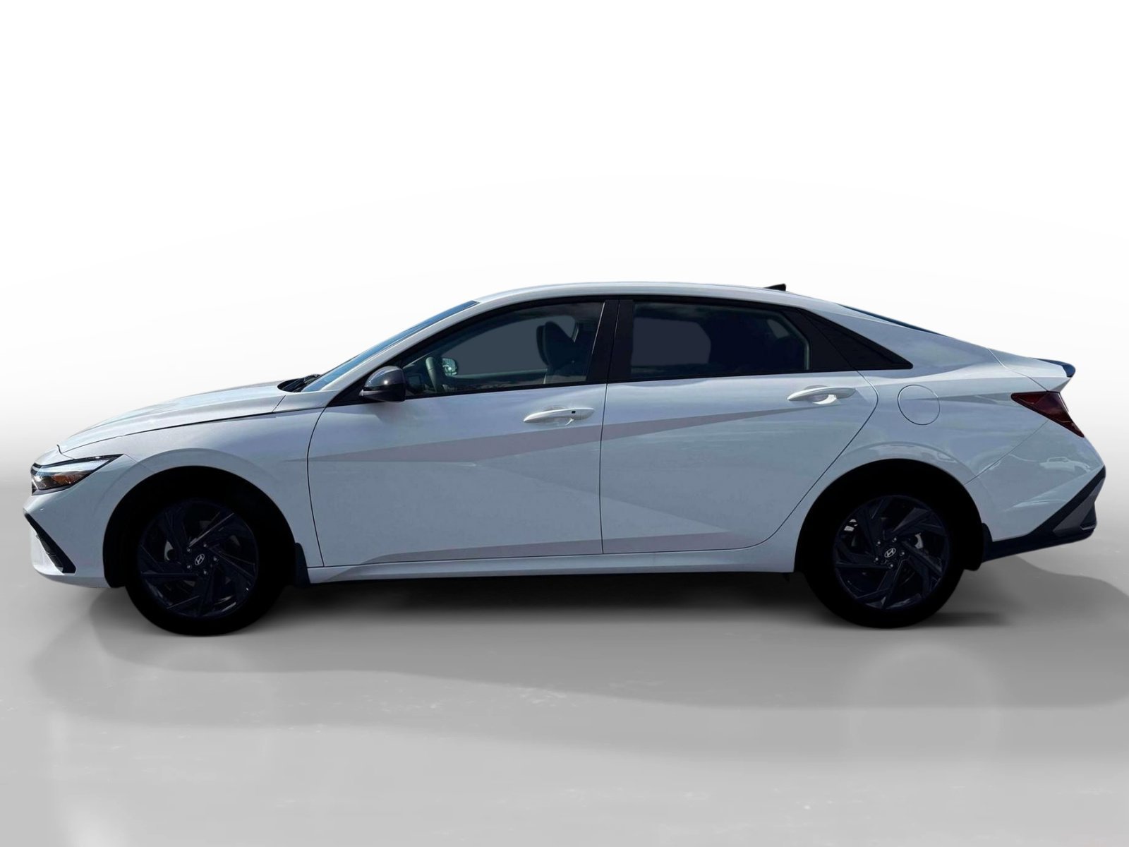New 2026 Serenity White Hyundai SEL Sport image 3
