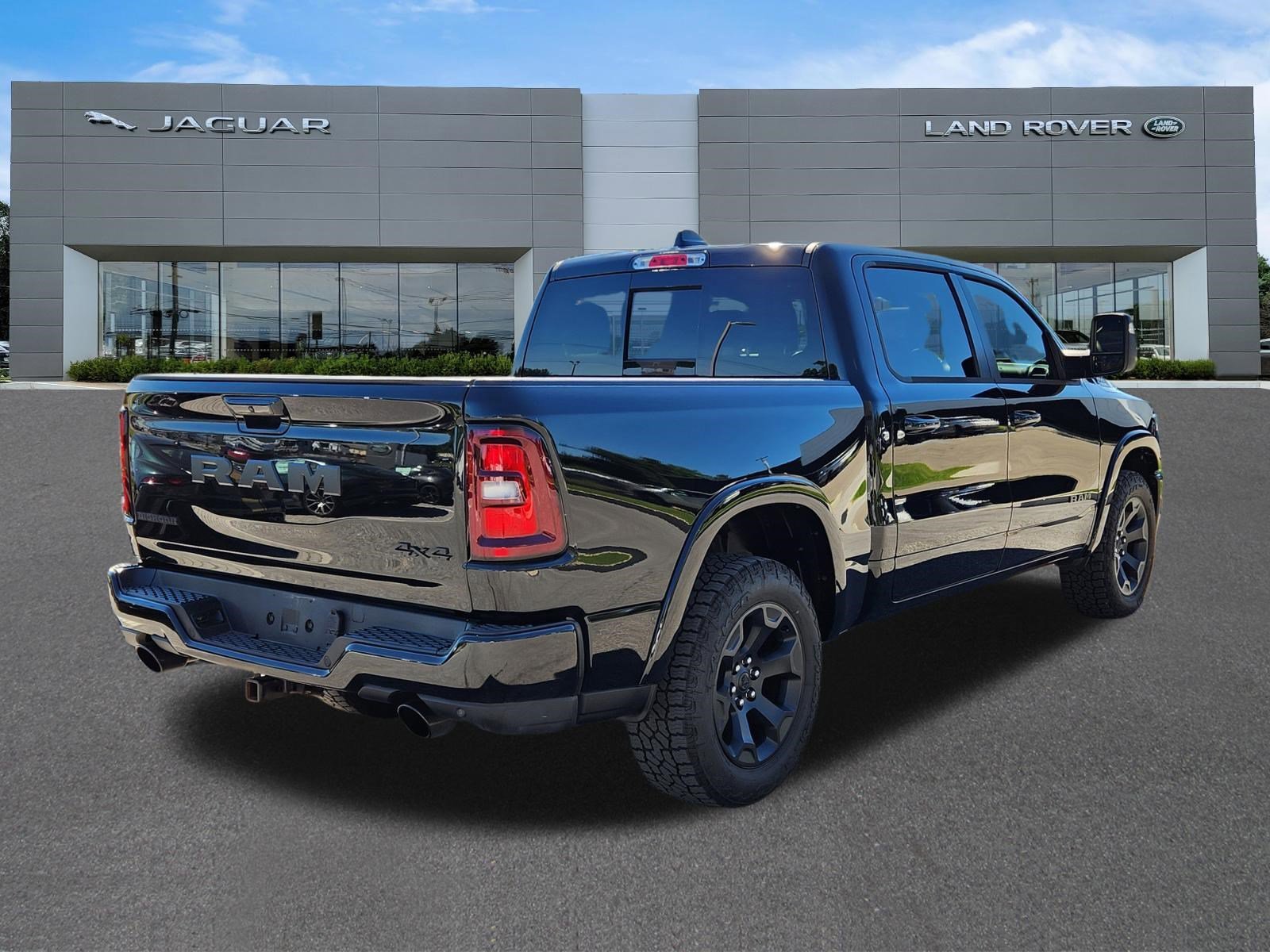 Used 2026 Diamond Black Crystal Pearlcoat Ram Big Horn/Lone Star image 4