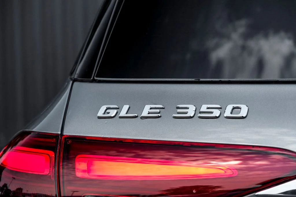 New 2026 Selenite Grey Metallic Mercedes-Benz GLE 350 image 8