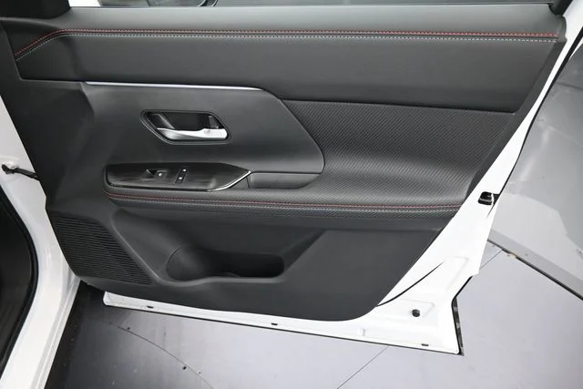 New 2026 Aspen White TriCoat Nissan SR image 11