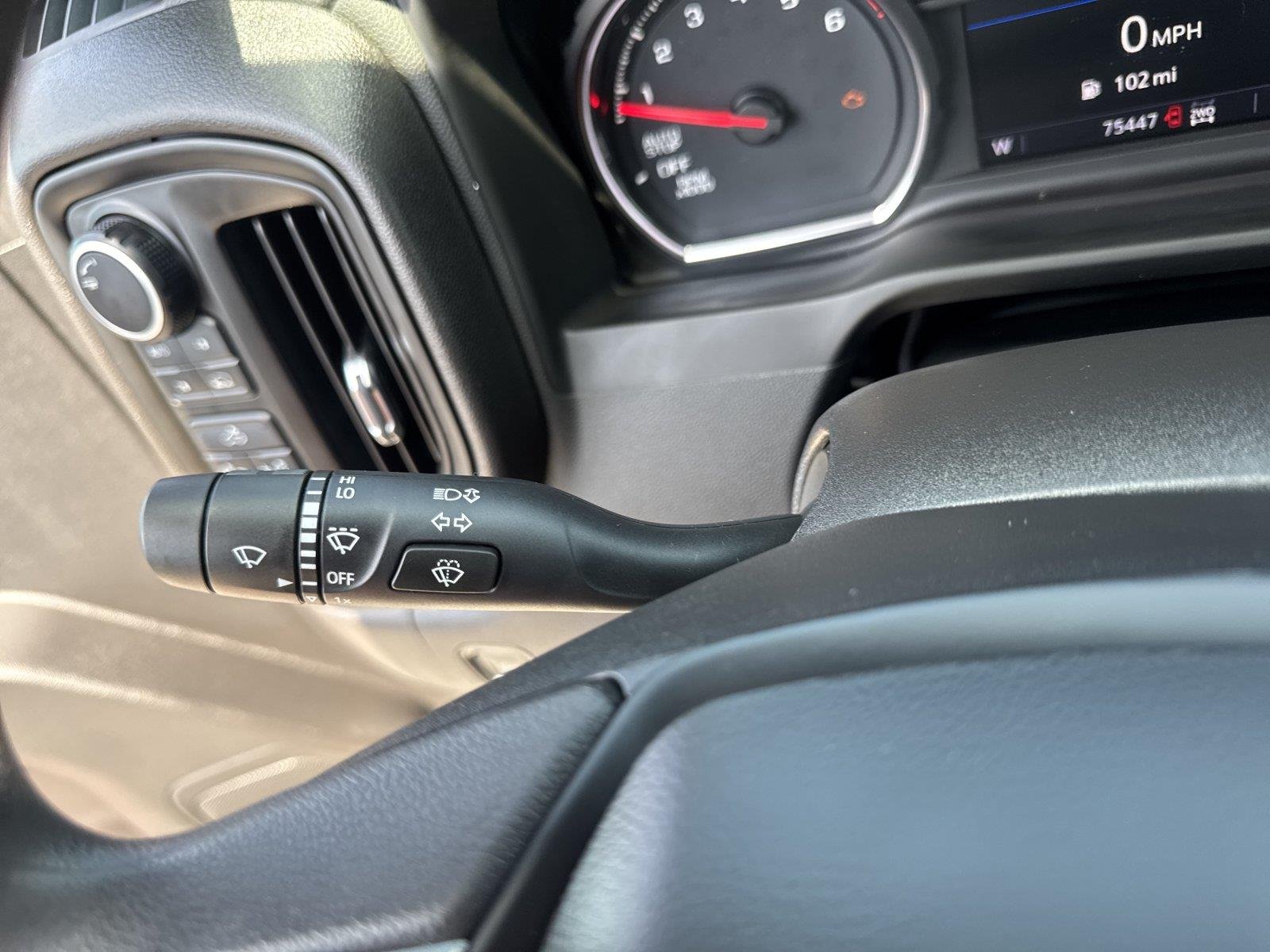 Used 2022 SILVER ICE METALLIC Chevrolet Custom image 20