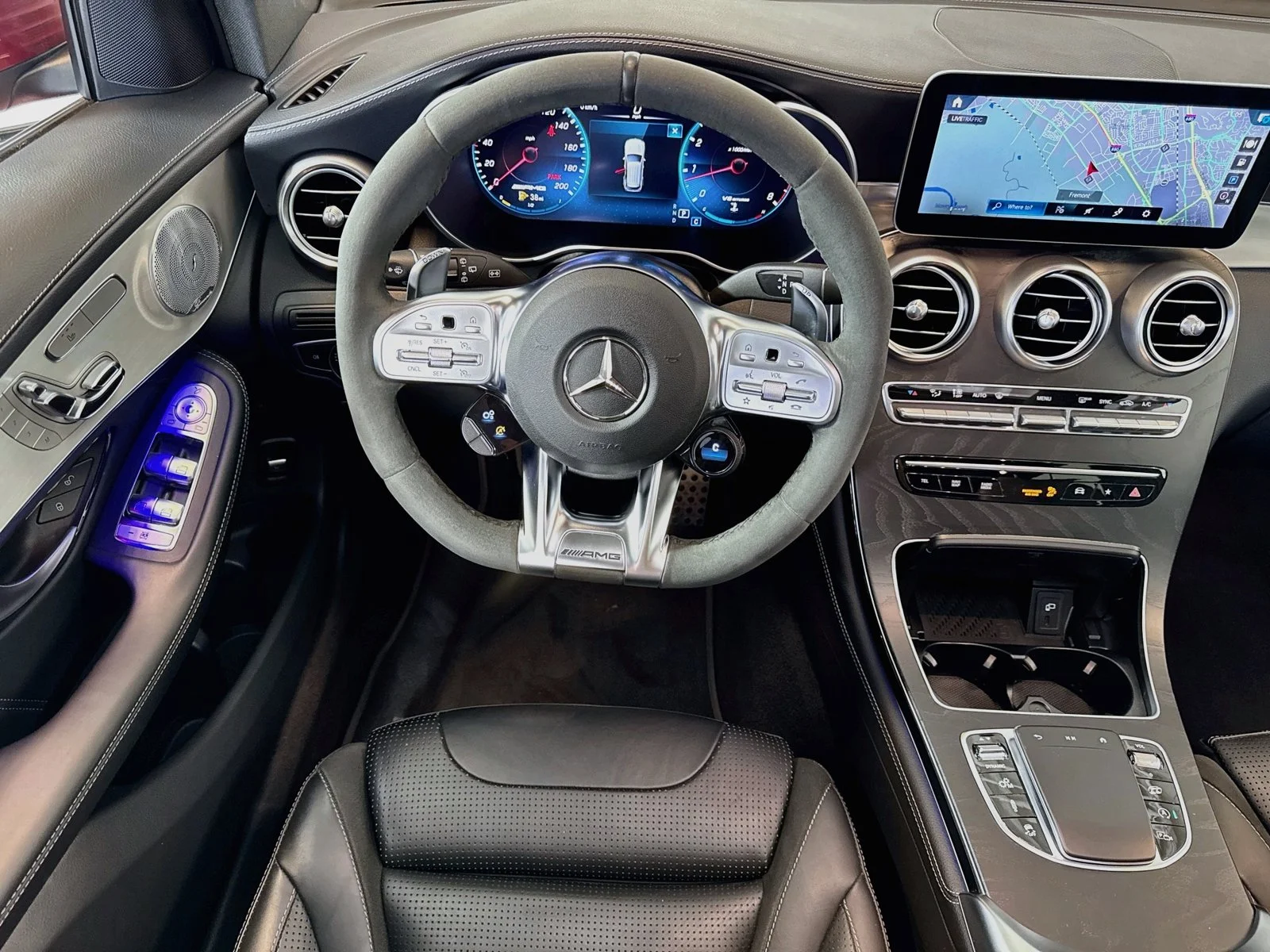 Used 2020 Designo Cardinal Red Metallic Mercedes-Benz AMG® GLC 63 image 22