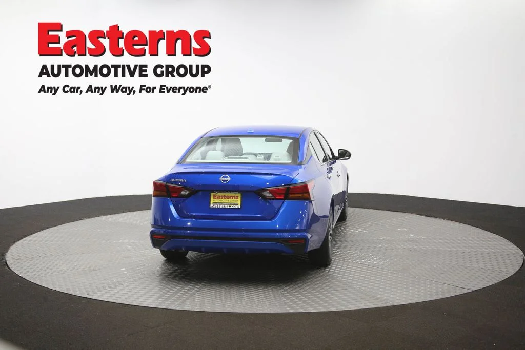 Used 2025 Blue Nissan 2.5 SV image 37