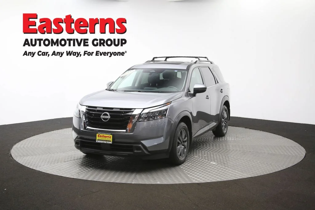 Used 2023 Gray Nissan SV image 58