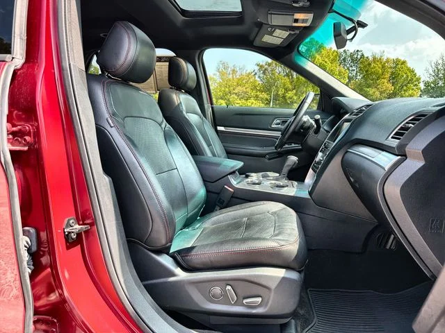 Used 2016 Red Ford Sport image 27