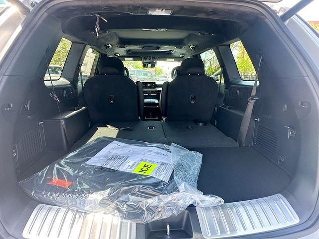 New 2027 Wolf Gray Kia X-Pro SX Prestige image 28