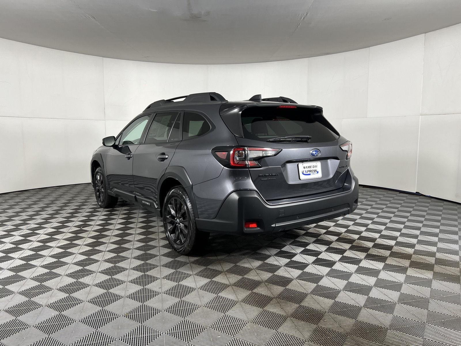 Used 2025 Magnetite Gray Metallic Subaru Onyx Edition image 19
