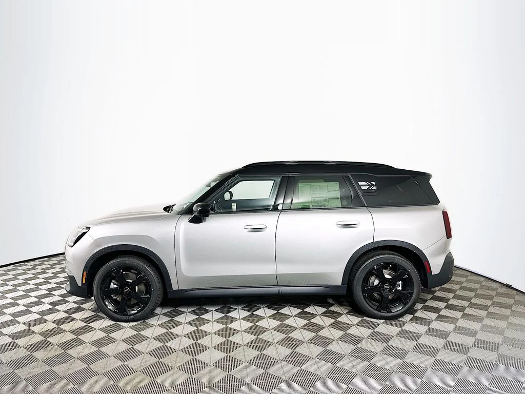 2026 MINI Countryman S - Photo 8