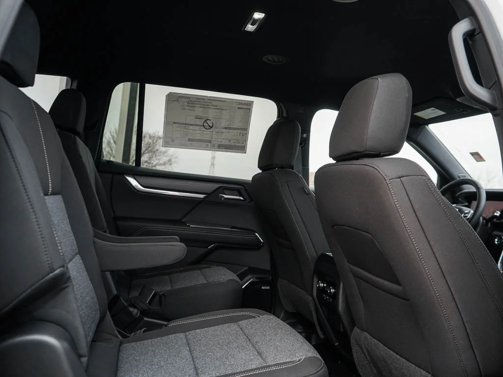 2026 GMC Acadia Elevation - Photo 12