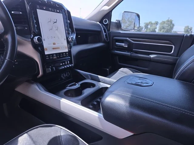 Used 2022 Black Ram Laramie image 15
